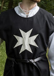 Keskiaikainen tabardi – Hospitaller, musta/luonnonvalkoinen