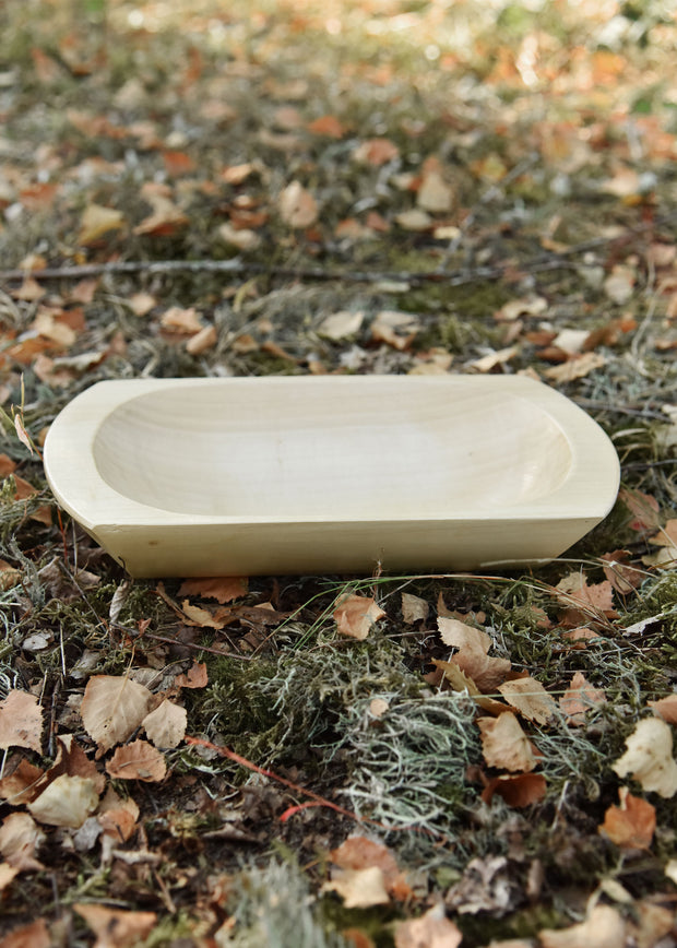 Puinen astia – lehmusta, sileä ja suojakäsitelty (n. 30 x 16 x 6 cm)