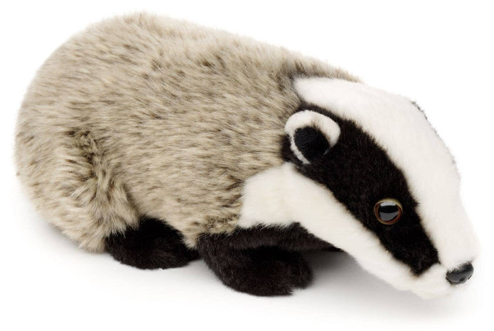 Mäyrä, seisova – pehmolelu, pituus 23 cm