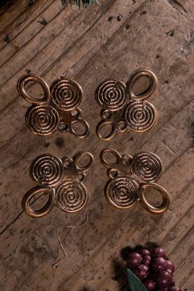 Ketjunkantaja, Takomo Hukkarauta