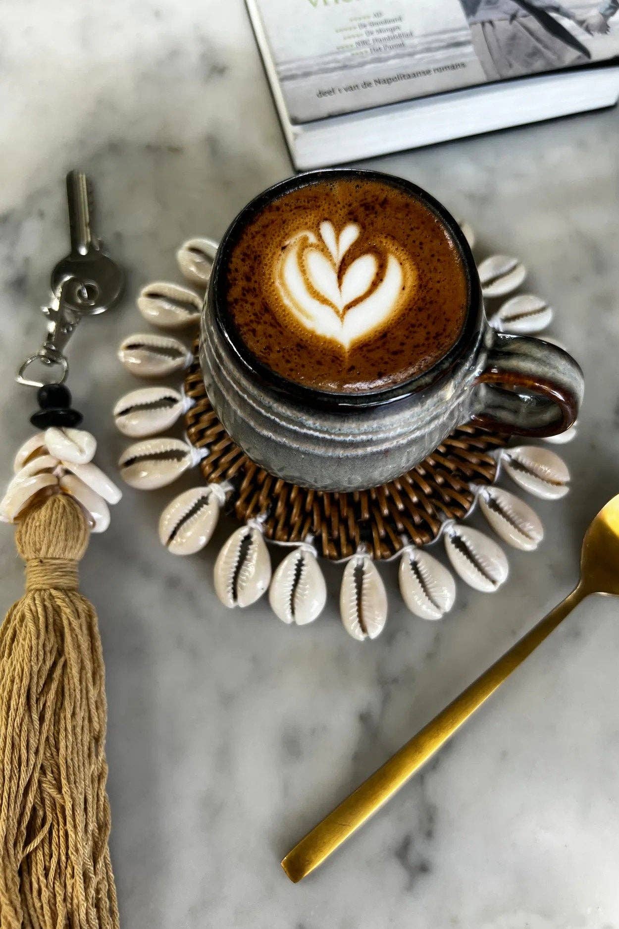 Käsintehty keramiikkamuki (M- koko)